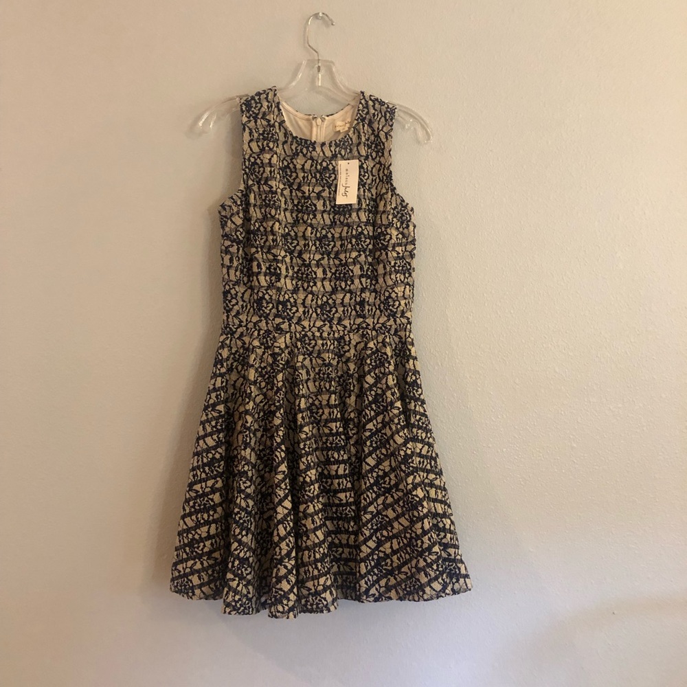 Lace dress